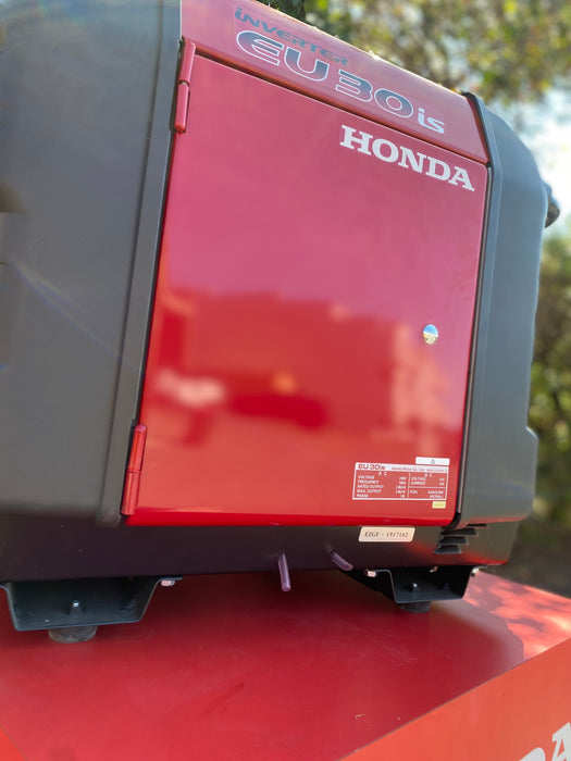 Honda EU30iS (3000 watt) Petrol Inverter Generator